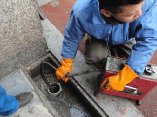 伍家岗疏通下水道