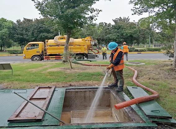 伍家岗化油池清理